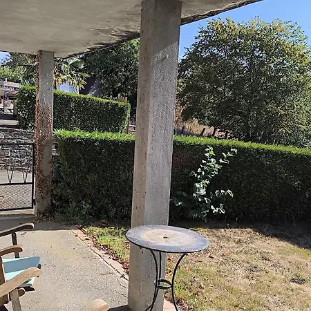 La De Yannick Apartment